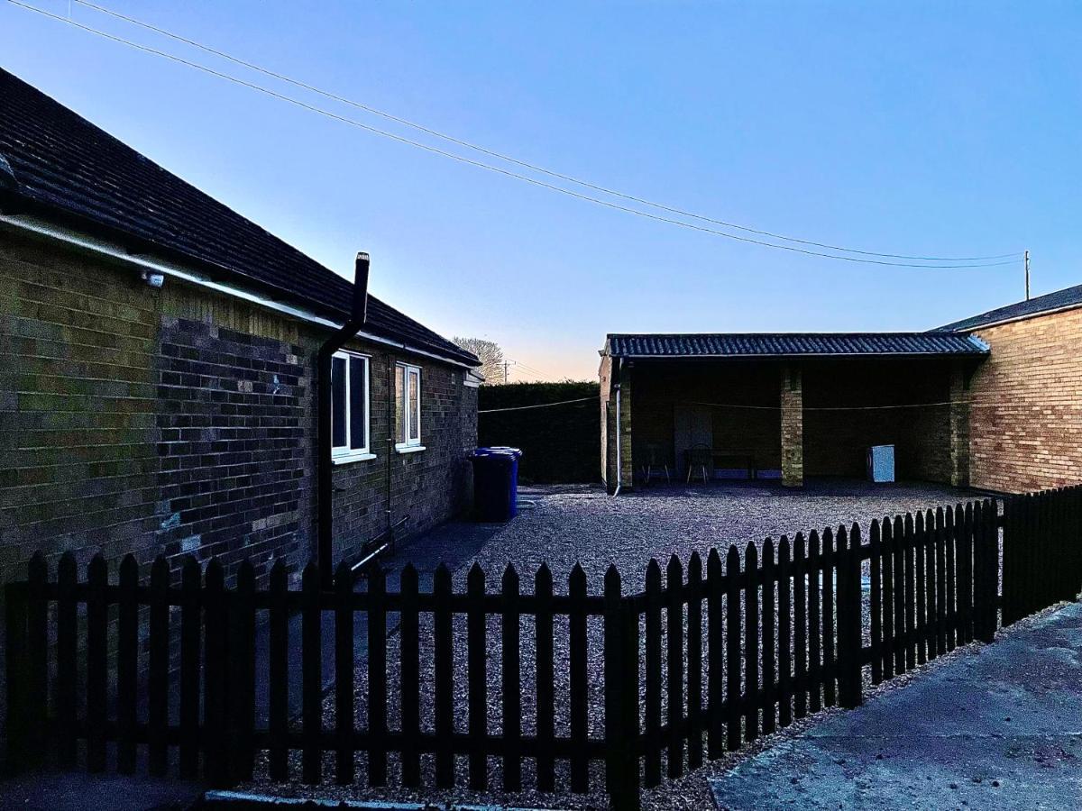 بوسطن 2 Bedroom Detached Bungalow With Hot Tub And Secure Garden And Parking - Pet Friendly On 7 Acres Of Land المظهر الخارجي الصورة